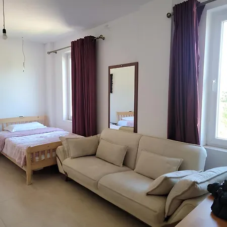 Lahuta E Vjeter Agroturizem Lac