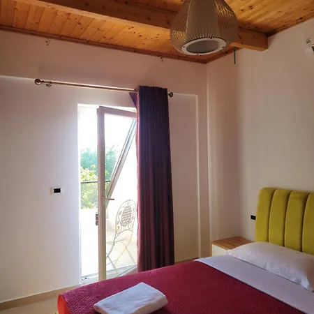 Lahuta E Vjeter Agroturizem Отель 3*