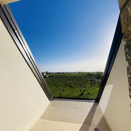 فندق Lahuta E Vjeter Agroturizem 3*