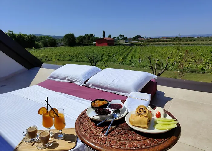 Hotel Lahuta E Vjeter Agroturizem 3*