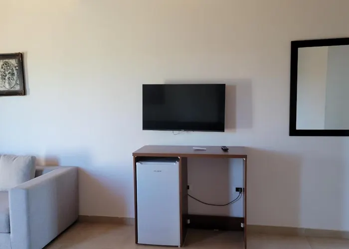 Hotel Lahuta E Vjeter Agroturizem Lac