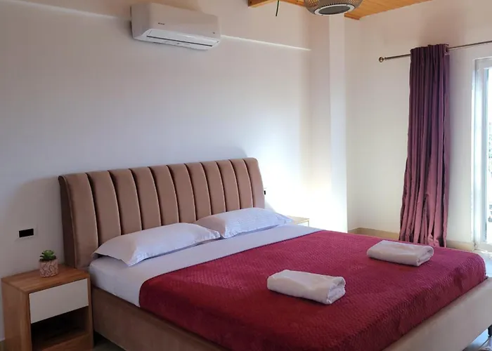 Hotel Lahuta E Vjeter Agroturizem Lac