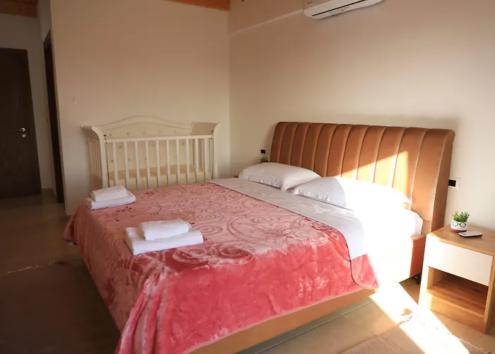 Lahuta E Vjeter Agroturizem Hotel