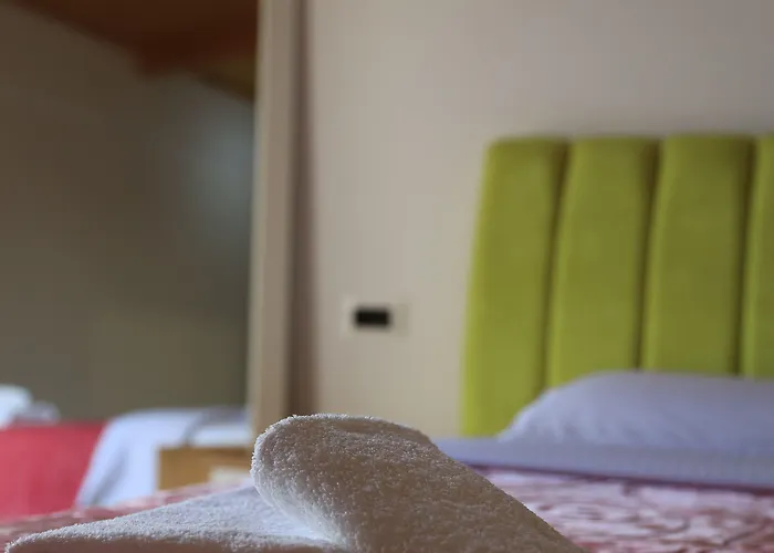 Lahuta E Vjeter Agroturizem Lac