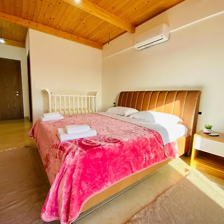 Lahuta E Vjeter Agroturizem 3*
