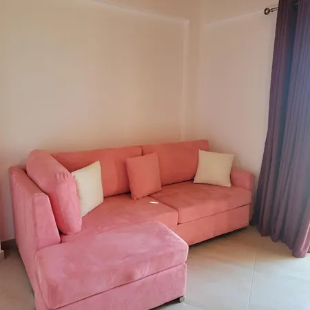 Lahuta E Vjeter Agroturizem Hotell 3*