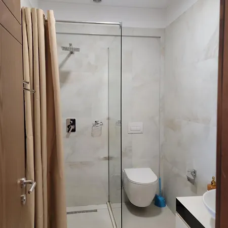 Lahuta E Vjeter Agroturizem Hotel