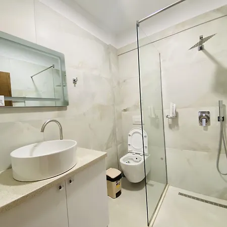 Lahuta E Vjeter Agroturizem 3*