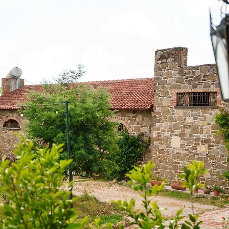 Lahuta E Vjeter Agroturizem 3*